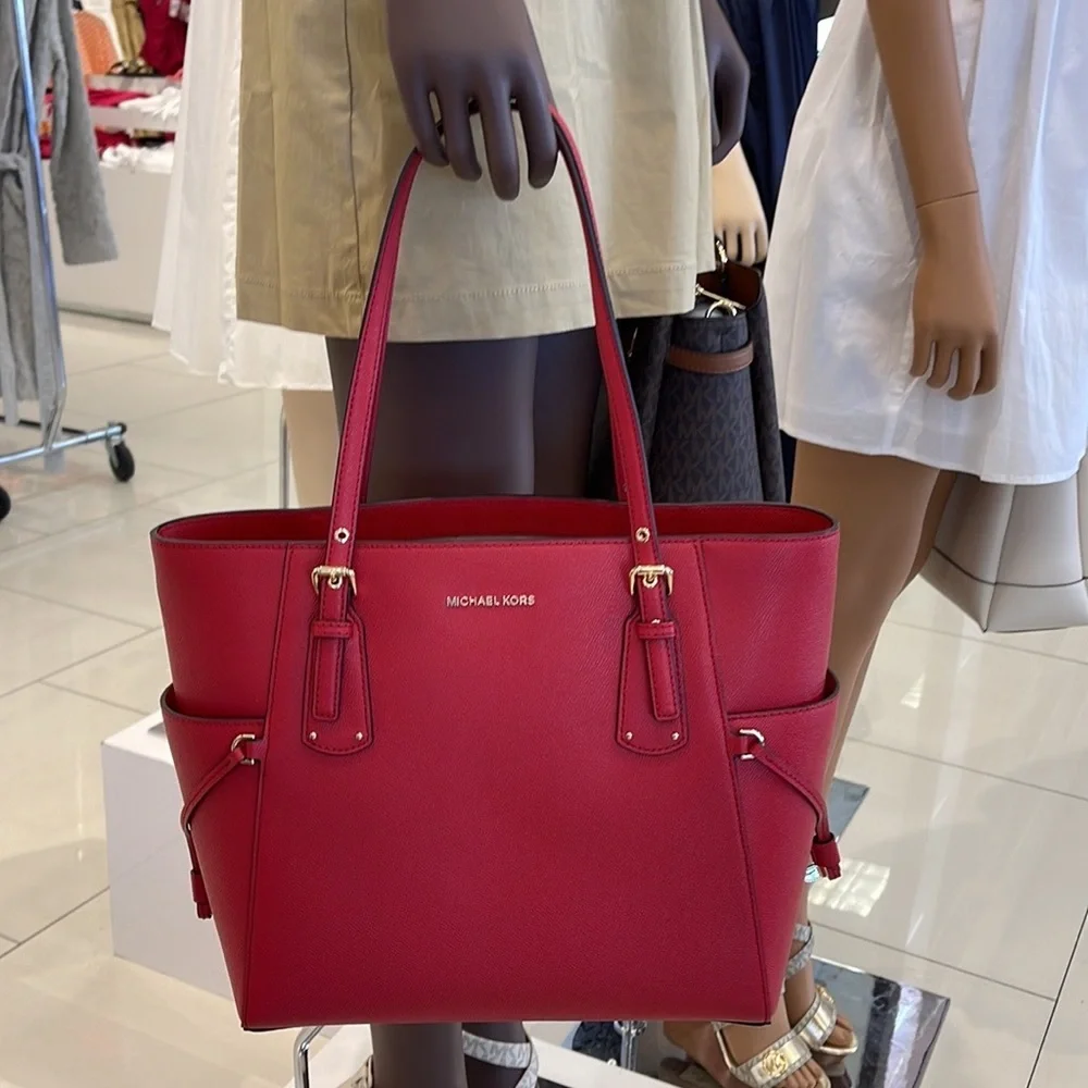 Michael Kors Voyager Saffiano Leather Tote Bag Style# 30H1GV6T4T NWT Crimson